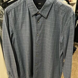 Hugo Boss Men's Gray Plaid Button Down Shirt